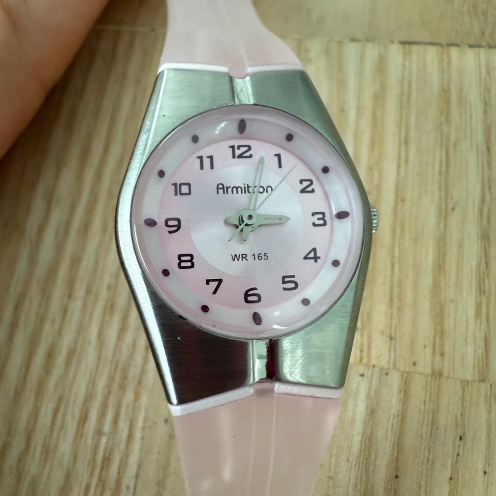 Armitron ladies pink and silver tone watch NEW BATTERY